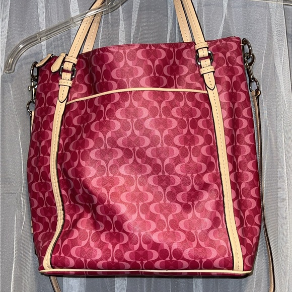 🎀Coach tote pink🎀 - Picture 3 of 7